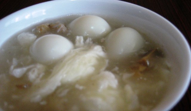 Quail Egg Mushroom Soup